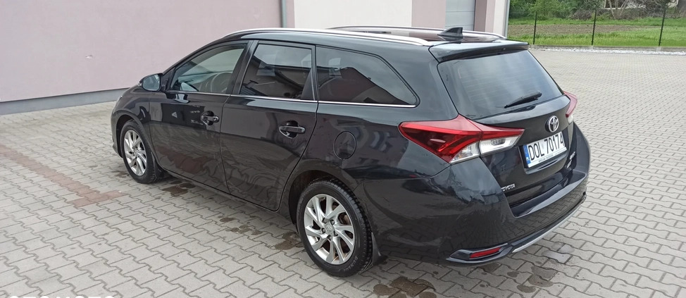 Toyota Auris cena 49000 przebieg: 192475, rok produkcji 2015 z Oleśnica małe 106